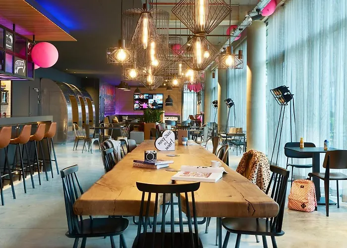 Hotel Moxy Paris Charles De Gaulle Airport Roissy-en-France